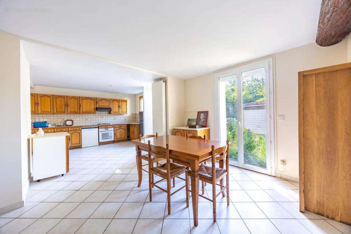 Appartement à VILLEVAUDE