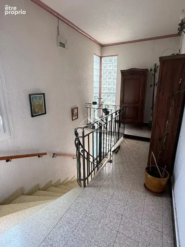 Alès - Maison au calme avec garage - photo 10
