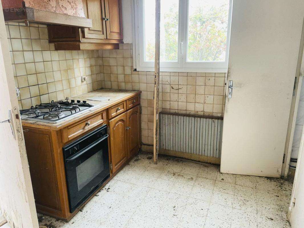 Maison à COURGENARD