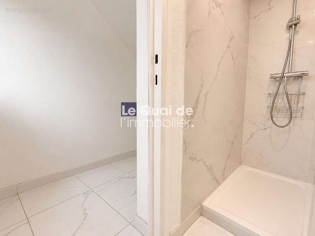 Appartement 26 m² à Duingt  - photo 6