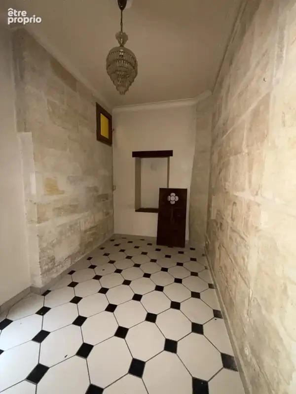 Appartement T3 à rénover avec patio intérieur - photo 9