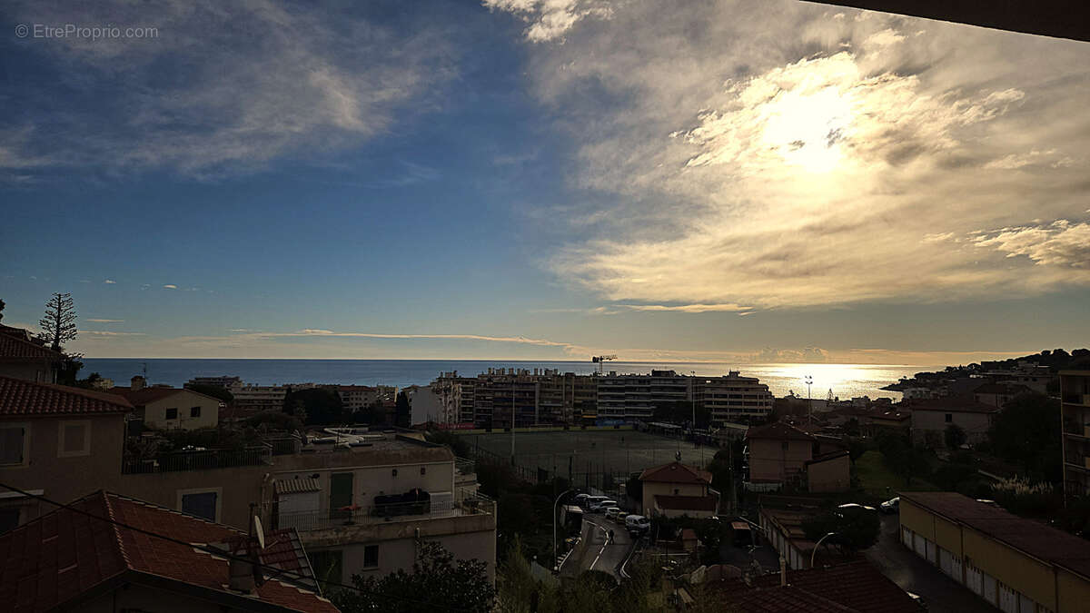 Appartement à ROQUEBRUNE-CAP-MARTIN