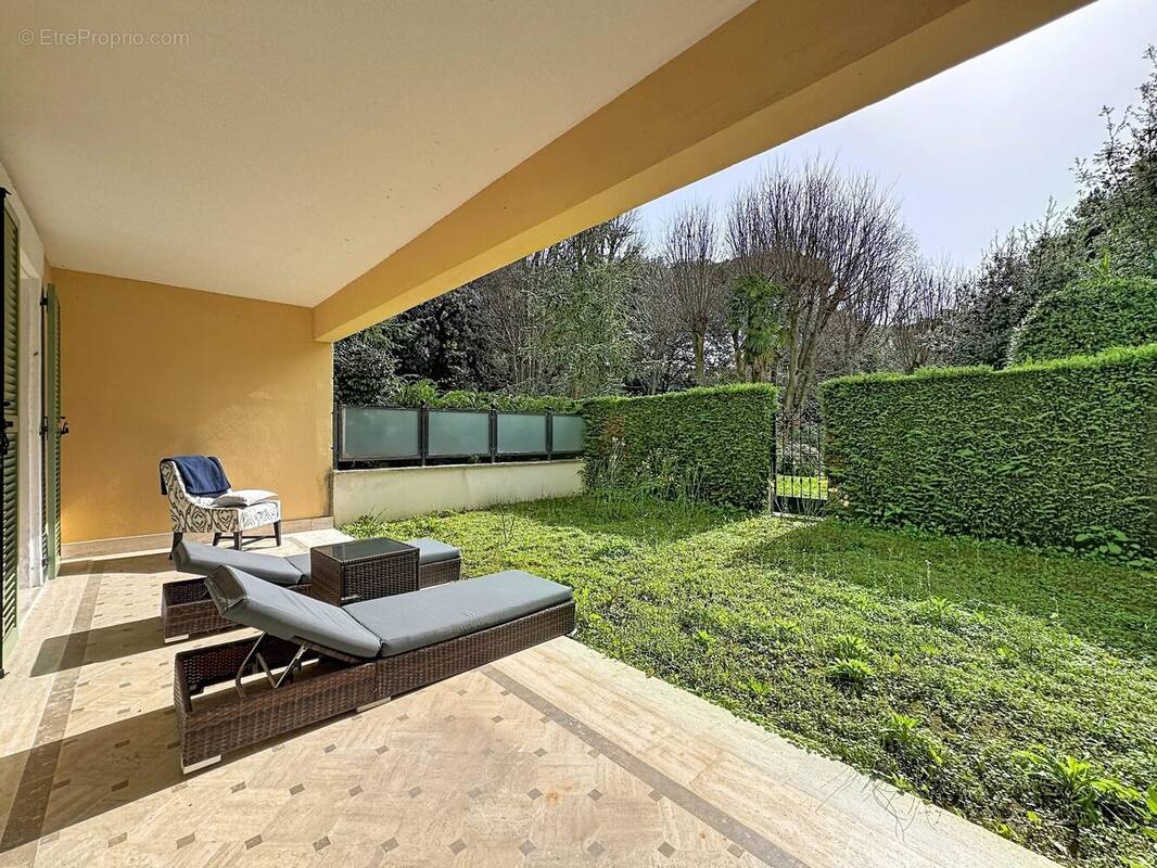 Appartement à CANNES