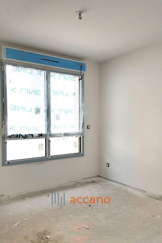 Maison à DECINES-CHARPIEU