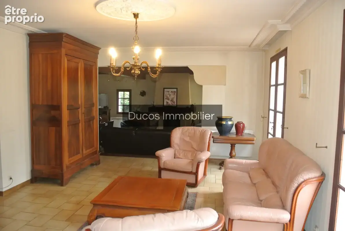Maison de 6 chambres avec de beaux volumes - photo 8