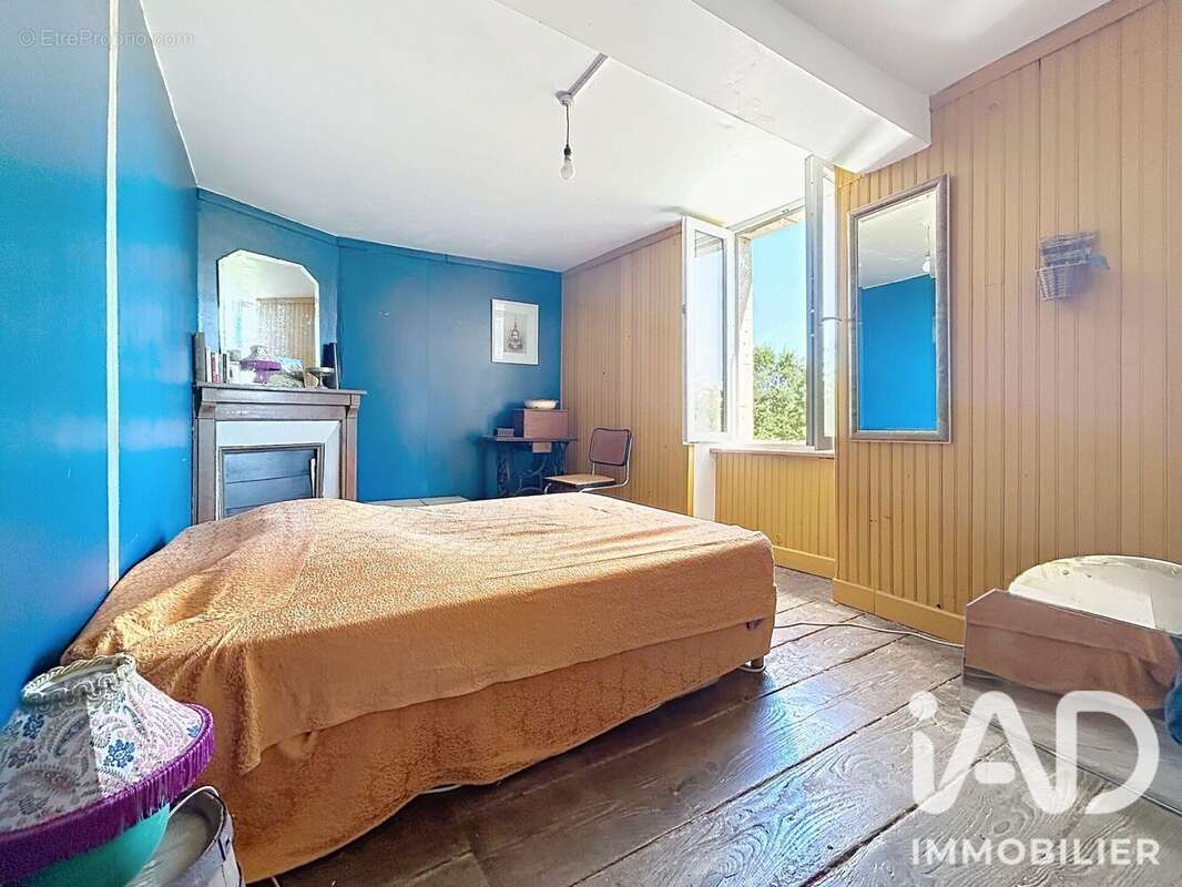 Maison 110 m² à Massignac  - photo 9