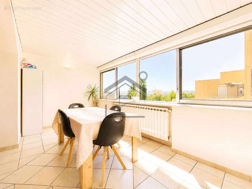 Appartement à MARIGNANE