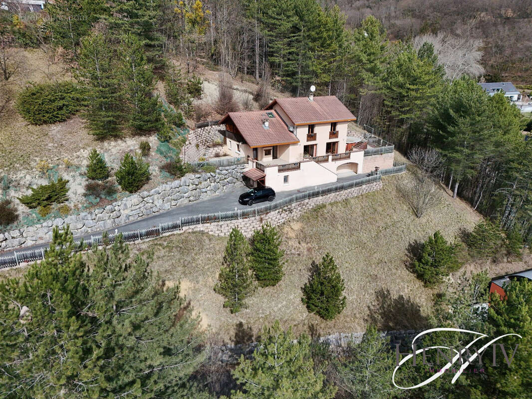 Maison à CORENC