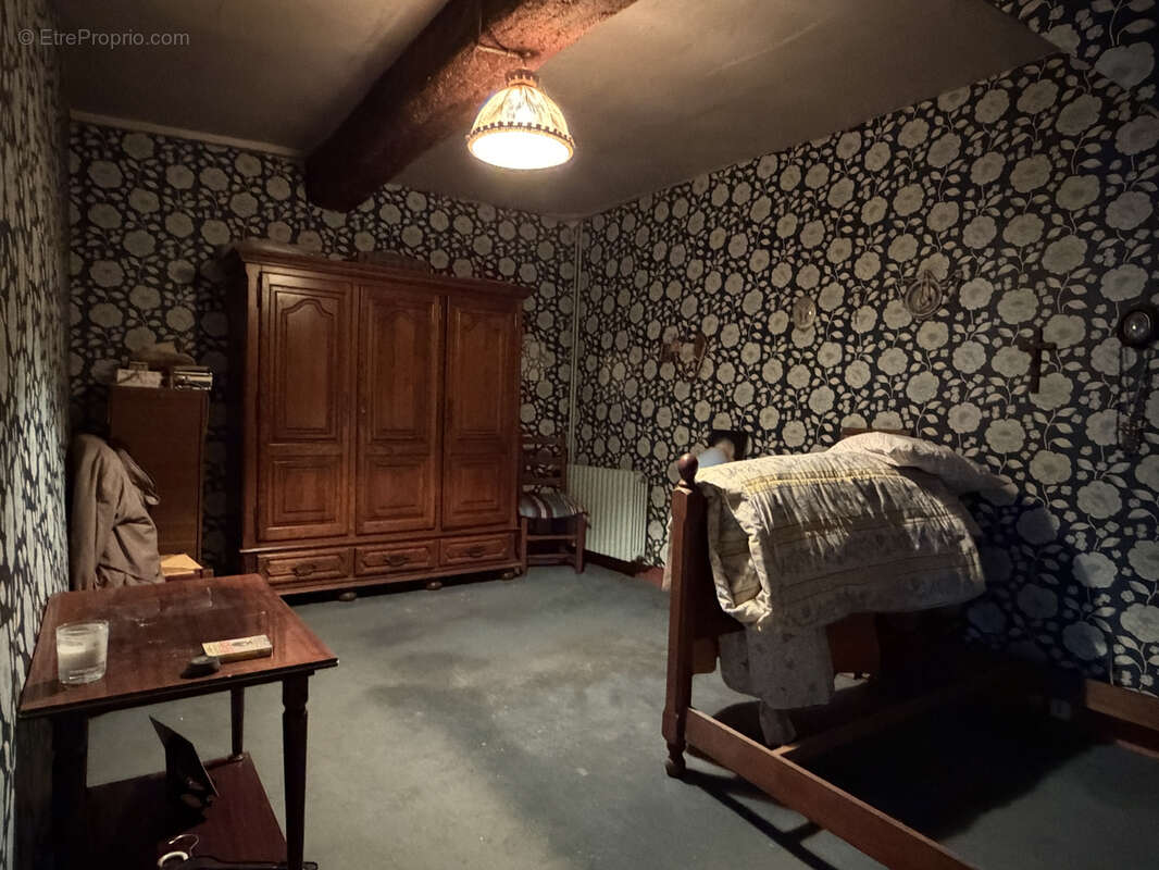 Maison situee a guignecourt a renovee sur un terrain de 1357m2 - photo 8