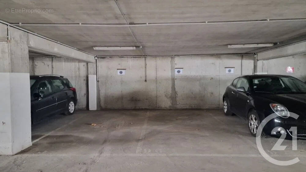 Parking à LYON-3E