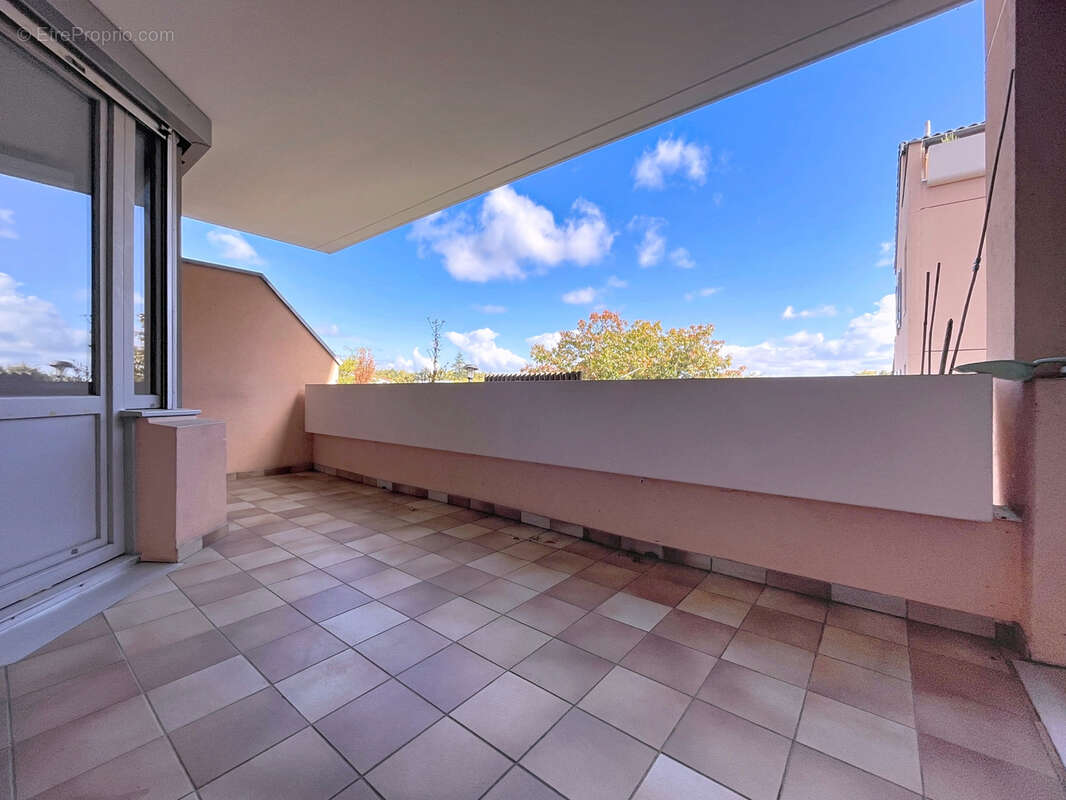 Appartement à SAINT-GENIS-LAVAL