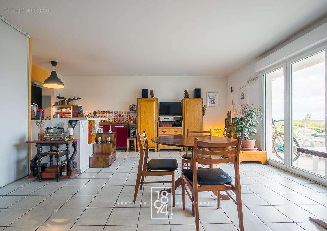Appartement à MARSEILLE-8E