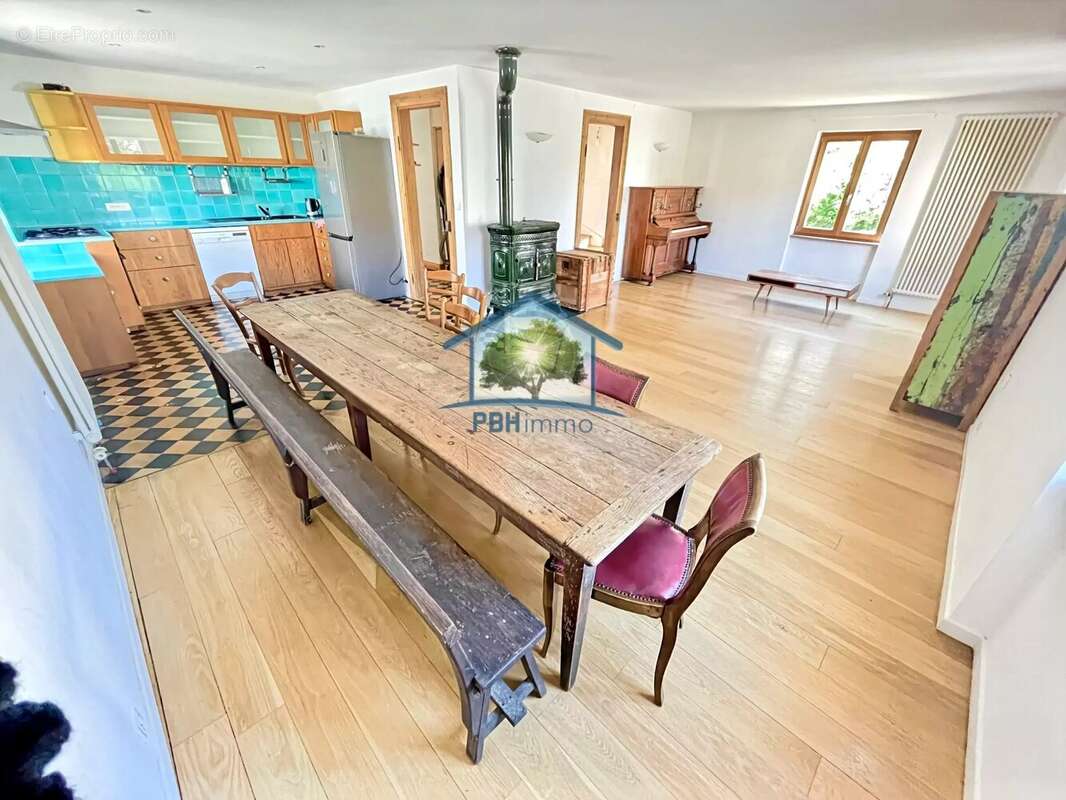 SCHWEIGHOUSE THANN (68), Maison 8 pièces 190,5 m² sur 7,56 ares de terrain - photo 5