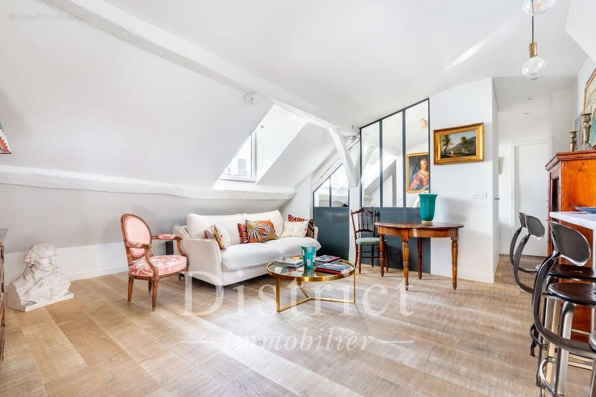 Appartement à PARIS-6E
