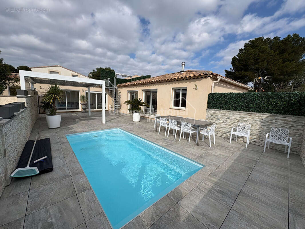 Maison à SAUSSET-LES-PINS