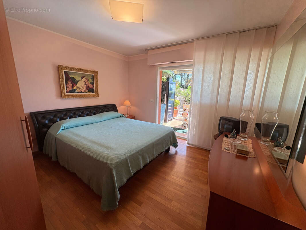 Appartement à CAP-D'AIL
