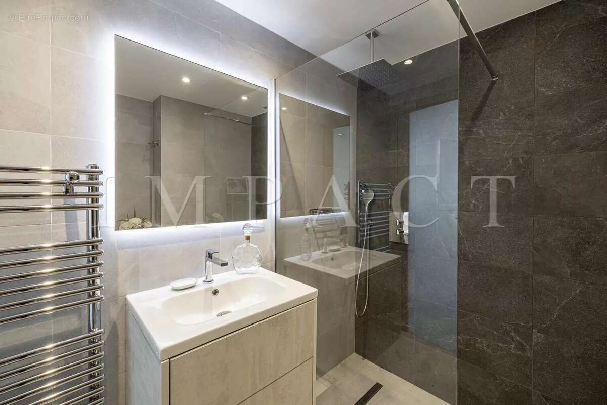 VENTE Appartement moderne à Cannes avec terrasse - photo 12