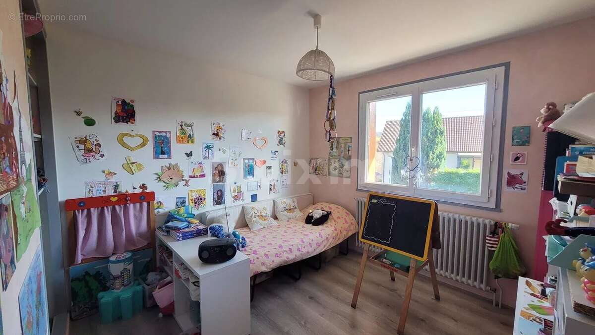 Maison à LONS-LE-SAUNIER