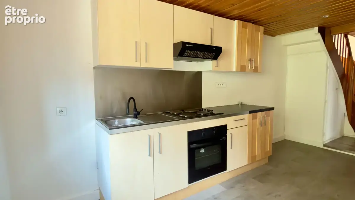 Still - Maison de ville de 70 m² avec dépendance de 50 m² - photo 3