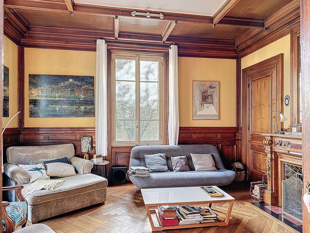 Maison à RILLIEUX-LA-PAPE