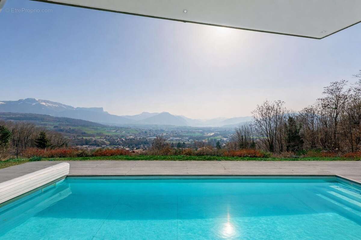 Maison à ARGONAY