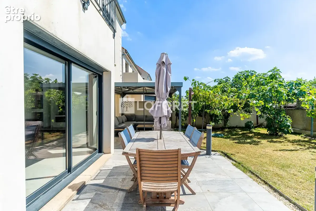 Maison contemporaine de plus de 200m2 - 8 pièces - 6 chambres - DPE A - photo 3