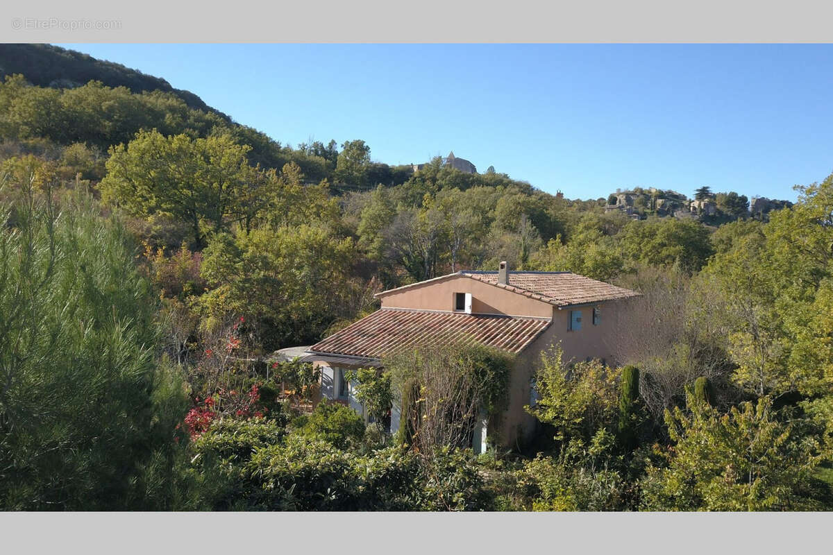 Maison à SAIGNON