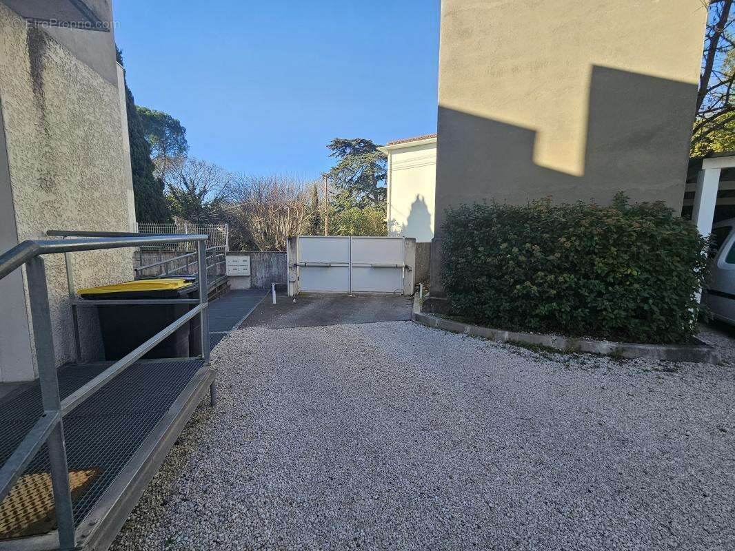 Appartement à NIMES