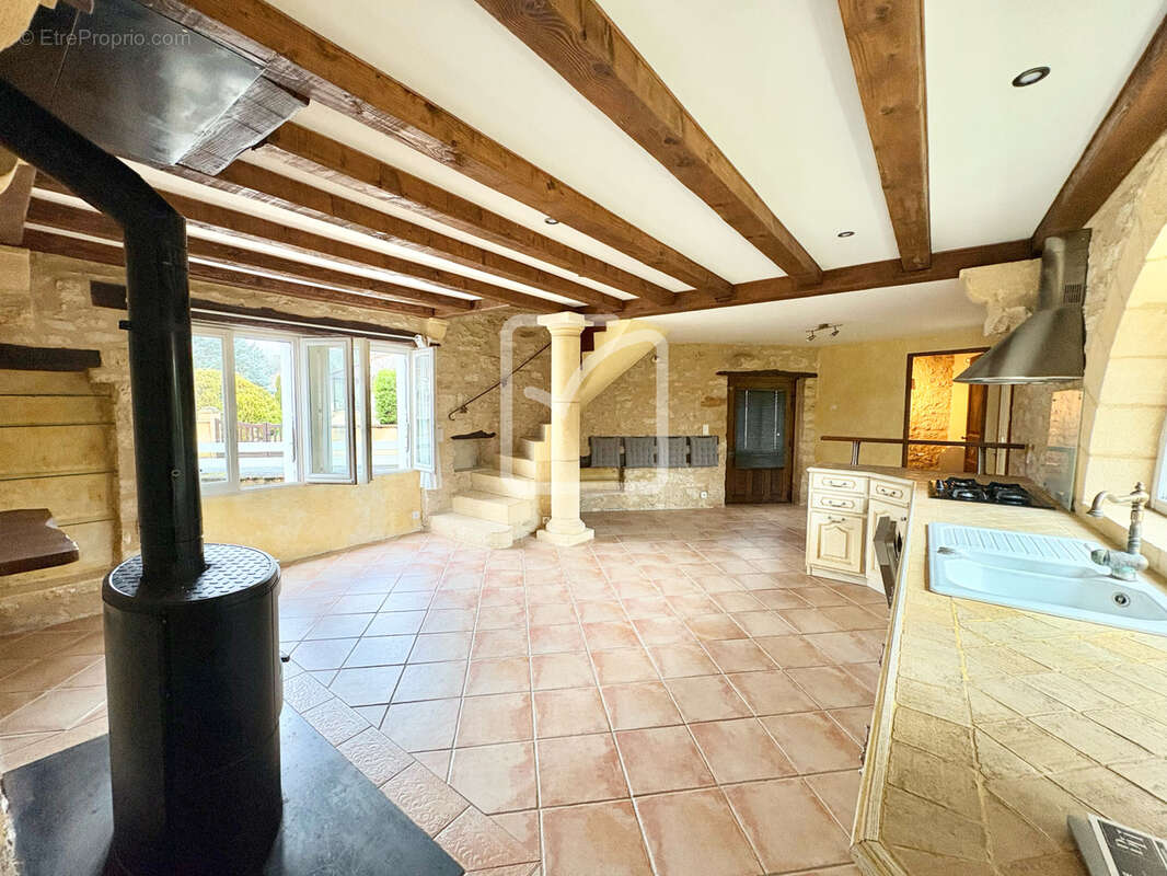 Maison à MONTIGNAC