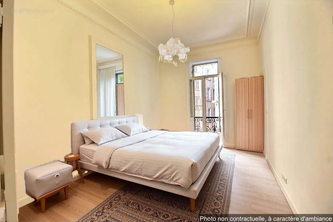 Appartement à MARSEILLE-2E