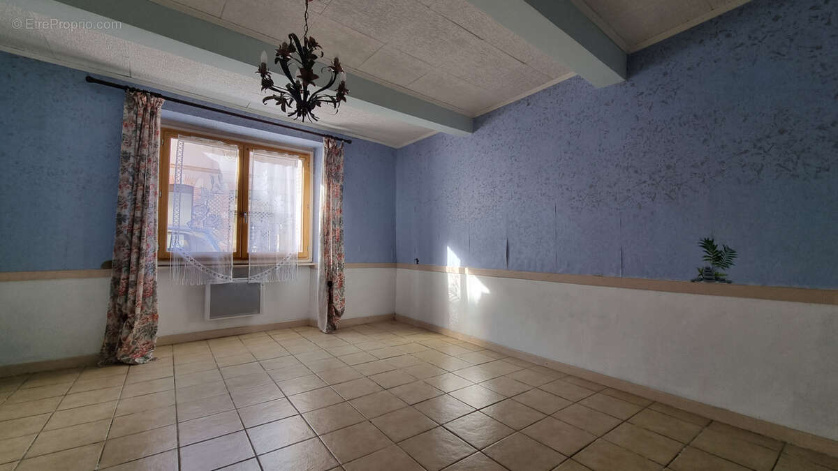 Maison à L&#039;ISLE-EN-DODON