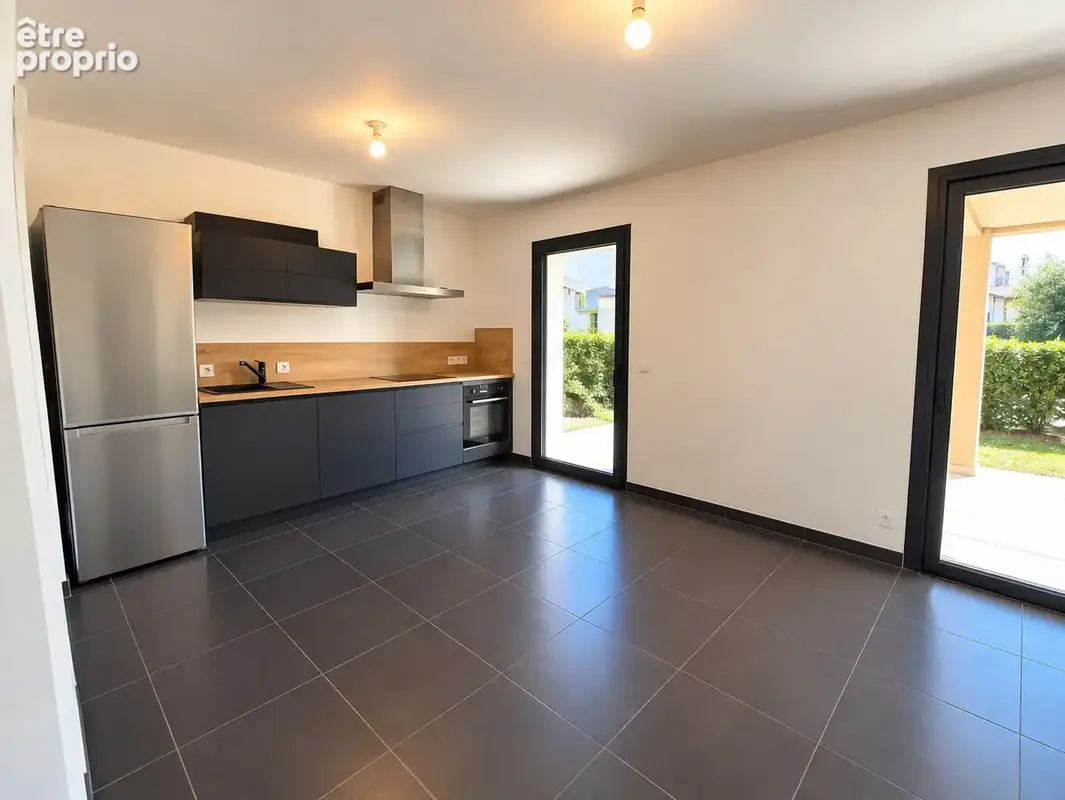 Appartement T3 avec terrasse et piscine à Bonifacio - photo 4