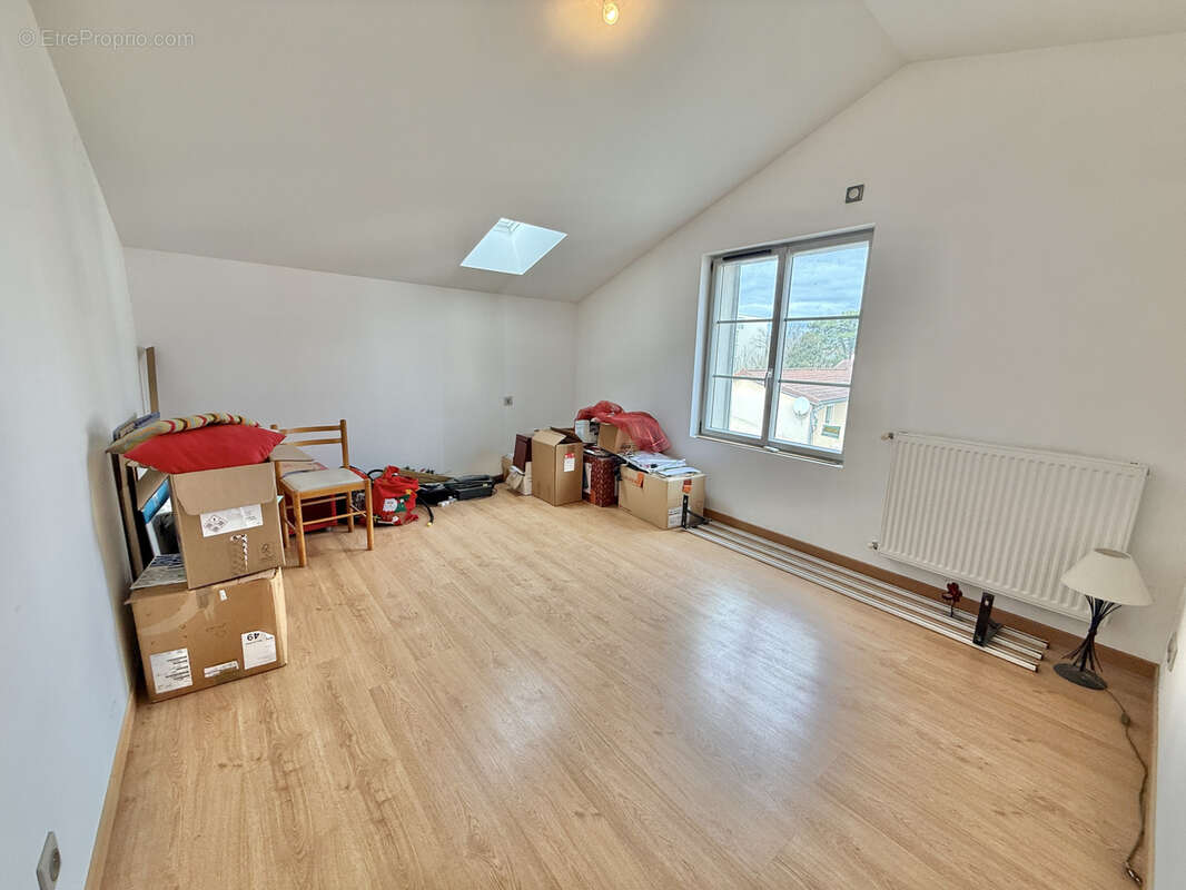 Maison à VILLEFRANCHE-SUR-SAONE