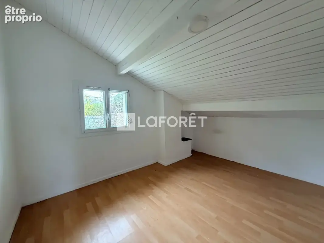 Maison en pierre Saint Medard en Jalles centre 6 pièces 107 m² - photo 9