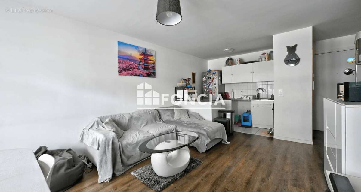 Appartement à VAUREAL