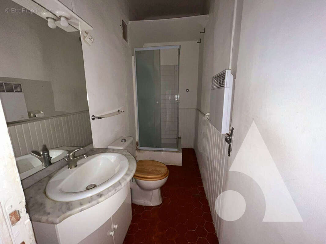 Appartement à SALERNES