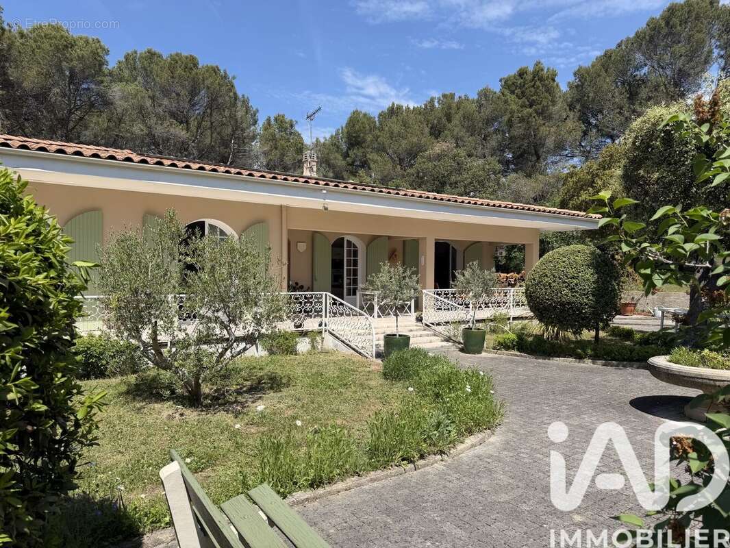 Photo 5 - Maison à LAMBESC