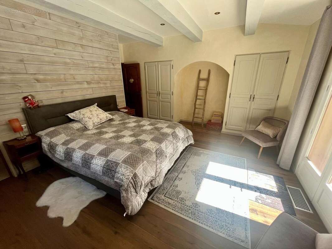 Photo 9 - Maison à SIMIANE-COLLONGUE