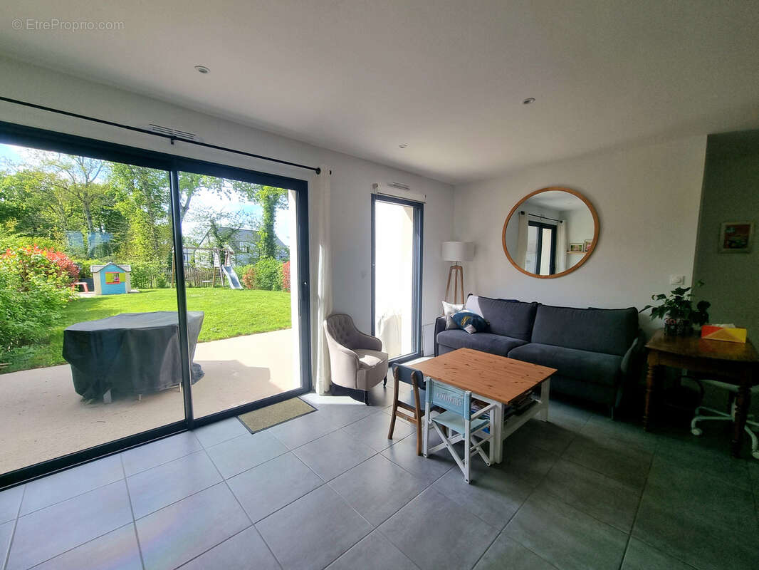 Maison à SAINT-ERBLON