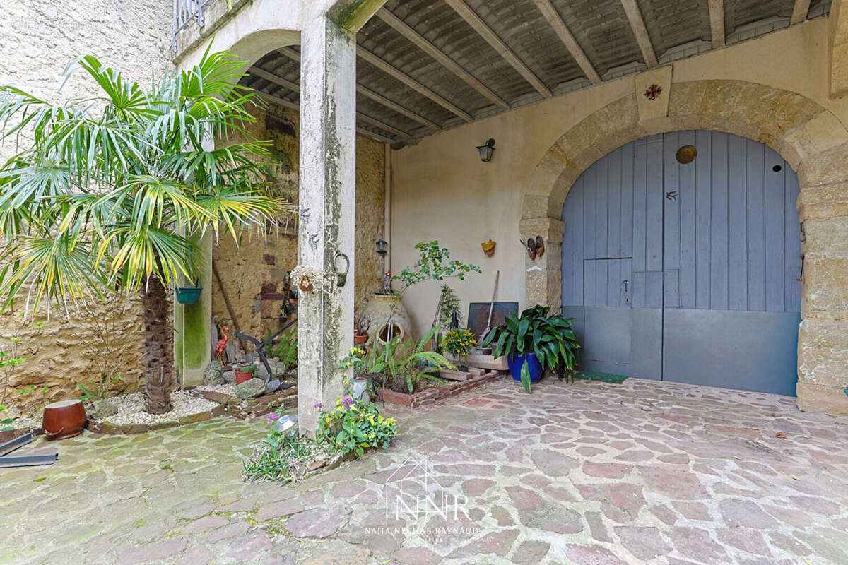 Maison à JONQUIERES