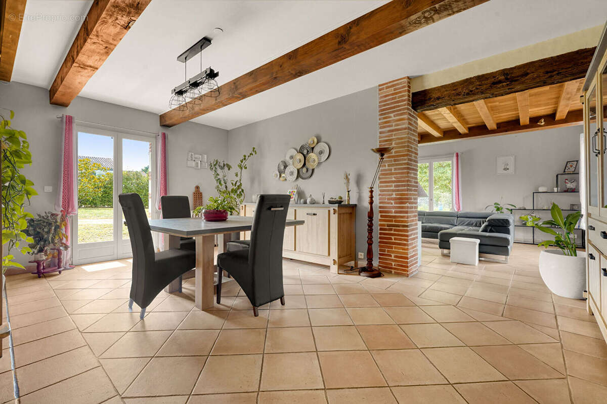Toulousaine rénovée de 209 m² avec Jardin & Piscine - photo 3
