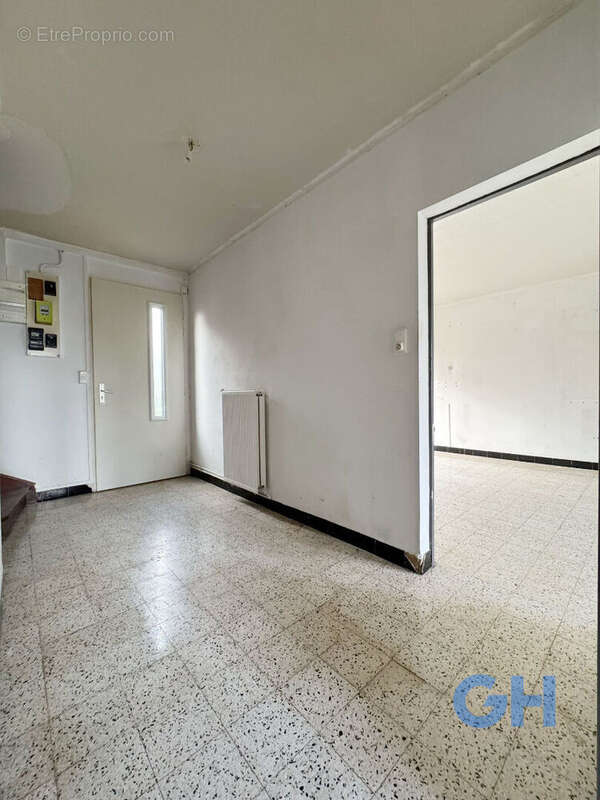 Maison à FERRIERE-LA-GRANDE