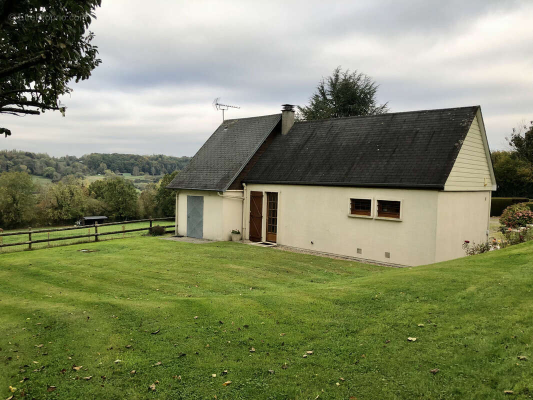 Maison à CORMEILLES