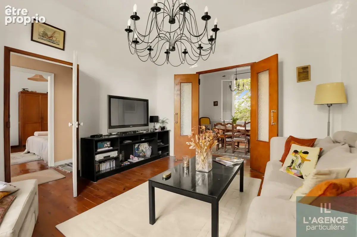 Maison des années 30 de 76 m2 Carrez (106 m2 au sol) avec jardin intimiste - photo 4