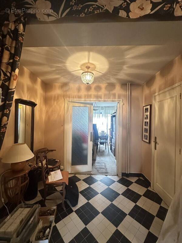 Appartement à SAINT-ETIENNE