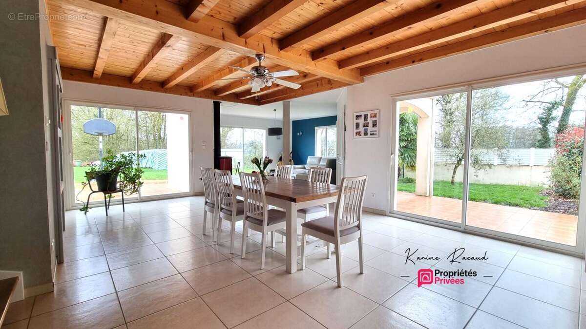 Maison à SAINT-FLORENT-DES-BOIS