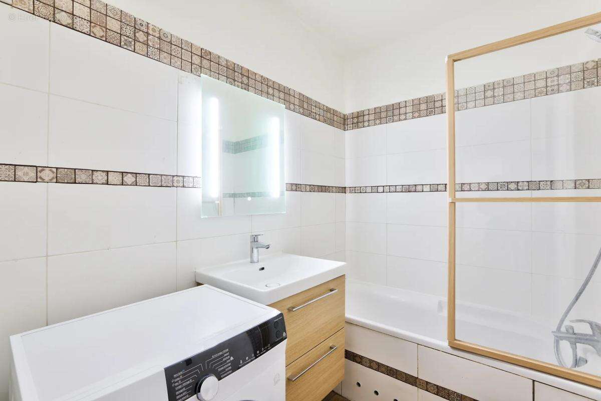 Appartement à PARIS-12E