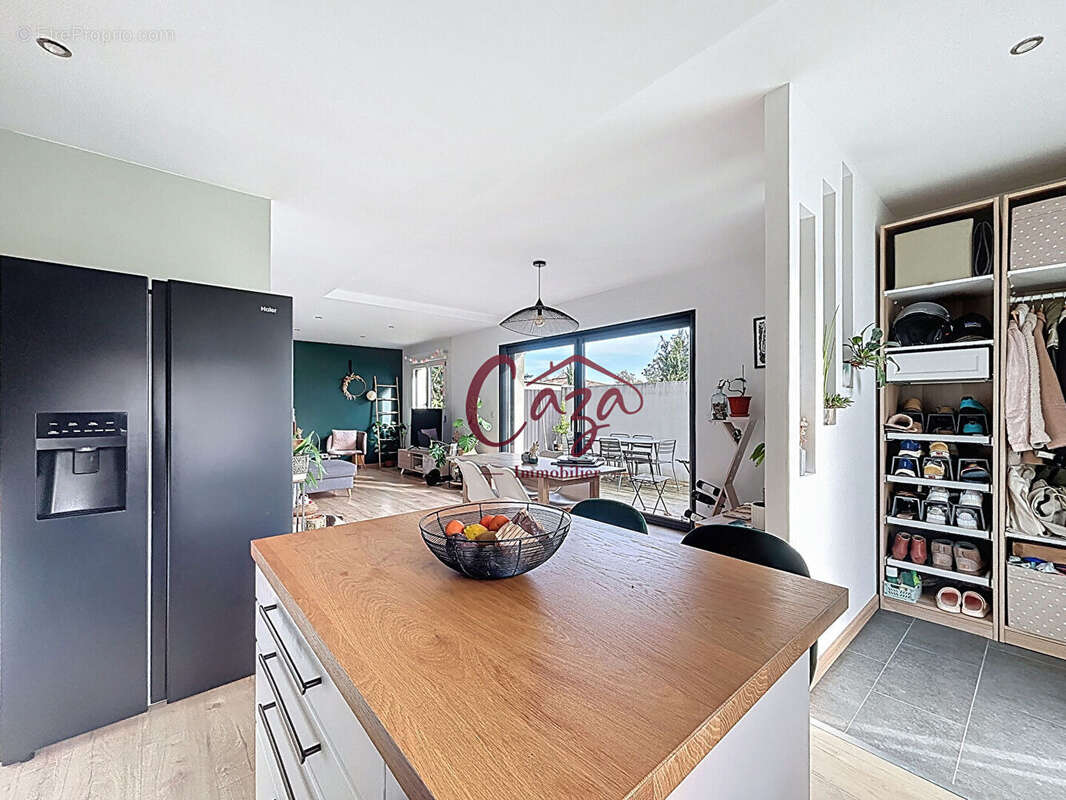 Maison à CAMBLANES-ET-MEYNAC