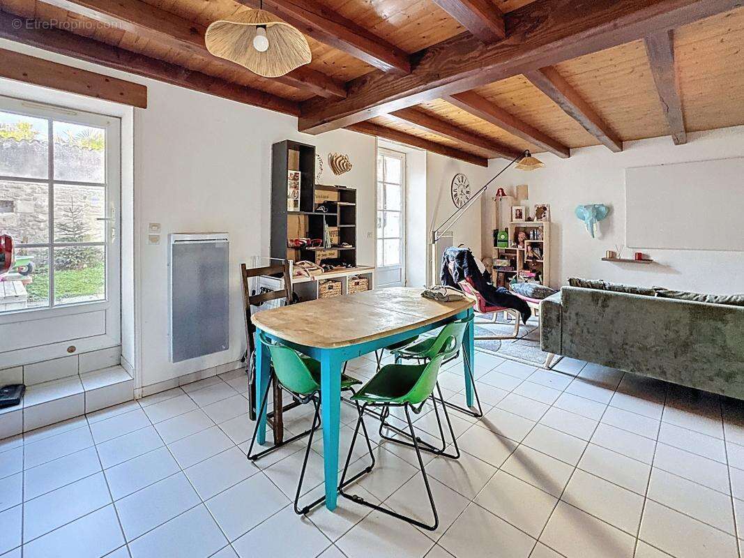 Maison à ESNANDES