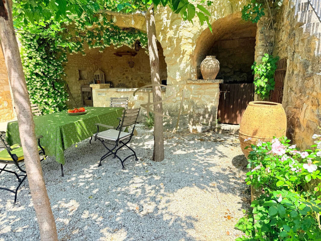 Maison à BARJAC